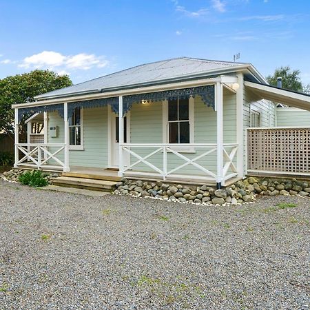 Pendreigh Cottage - Martinborough Holiday Home Buitenkant foto