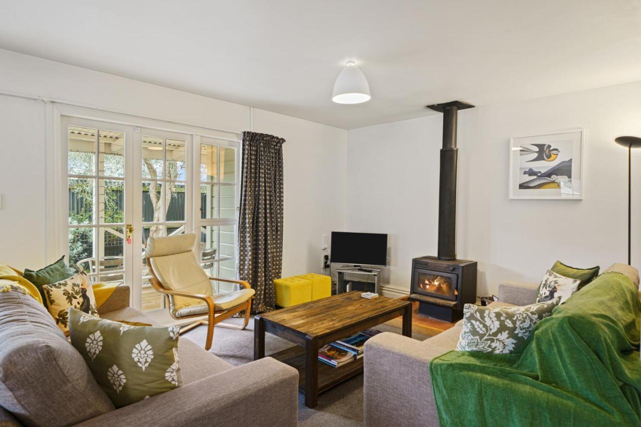 Pendreigh Cottage - Martinborough Holiday Home Buitenkant foto